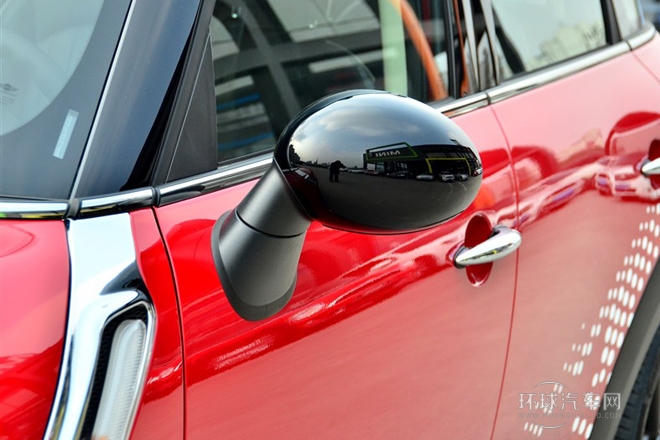 2013款 1.6T COOPER S All 4 滑雪版