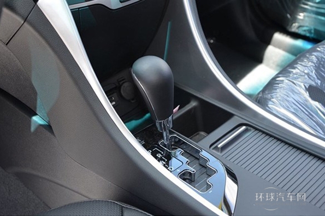 2014款 2.0L 自動(dòng)尊貴版