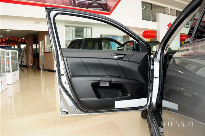 2011款 2.4L四驅(qū)運動導航版