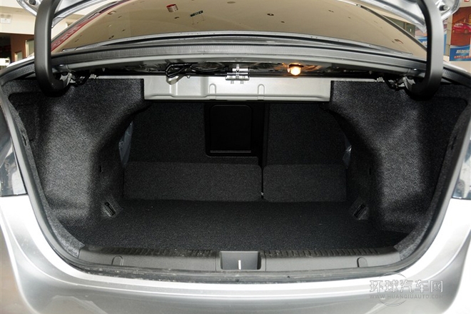 2011款 2.4L四驅運動導航版