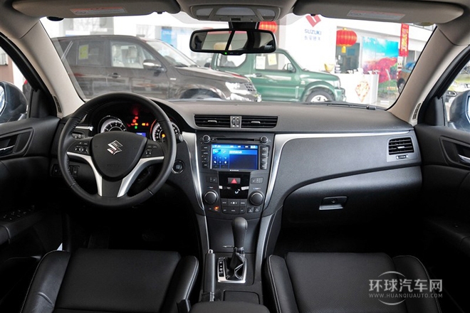 2011款 2.4L四驅(qū)運(yùn)動導(dǎo)航版