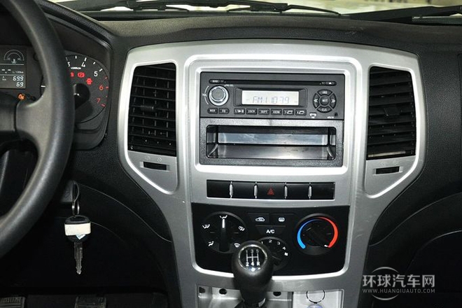 2013款 2.2L豪華型