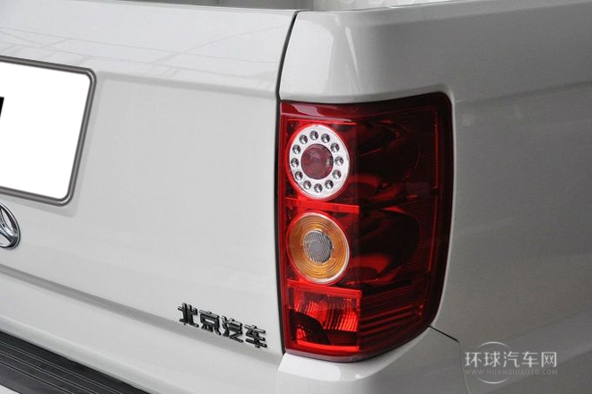 2013款 2.2L豪華型