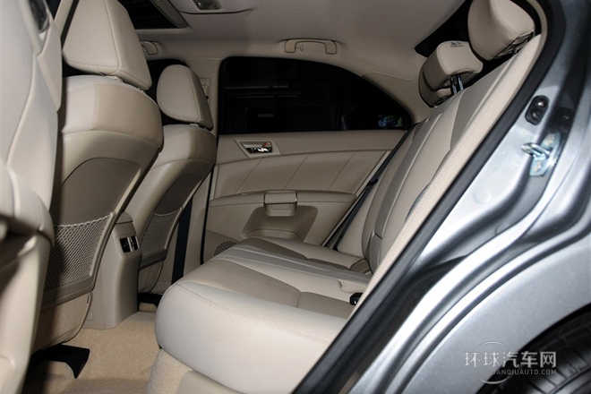 2011款 2.4L四驅豪華導航版