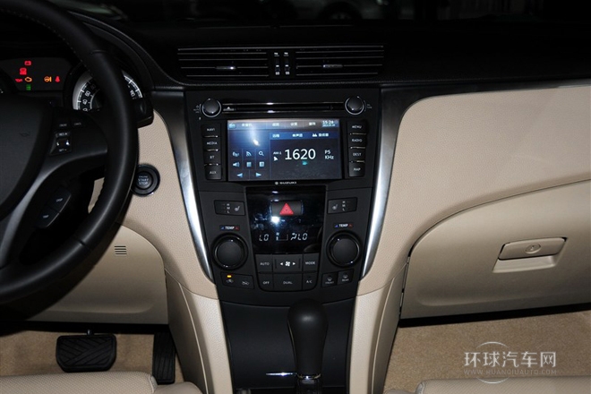 2011款 2.4L四驅豪華導航版