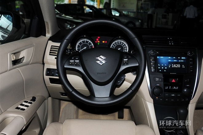 2011款 2.4L四驅(qū)豪華導(dǎo)航版