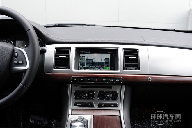 2015款 XF 2.0T 風(fēng)華版