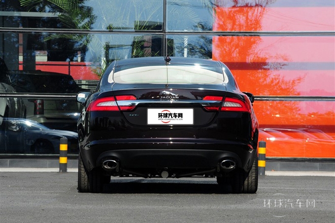 2015款 XF 2.0T 豪華版