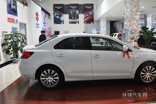 2011款 2.4L兩驅豪華導航版