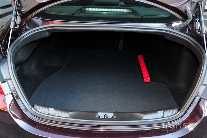 2015款 XF 2.0T 豪華版