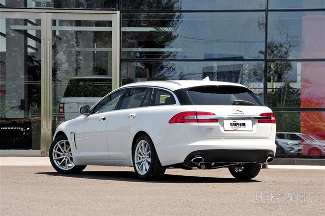 2015款 XF 2.0T Sportbrake 豪華版