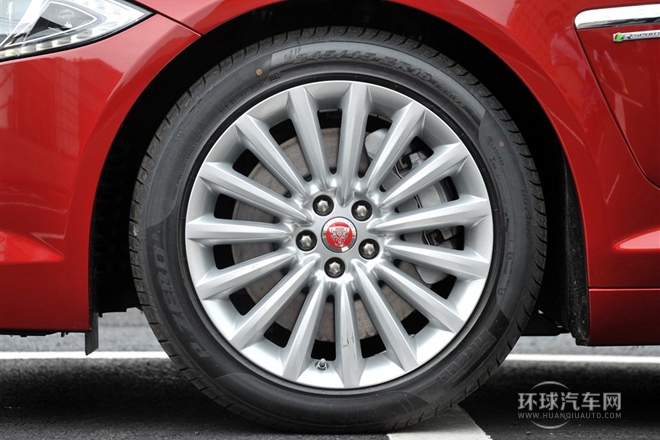 2015款 XF 3.0 SC R-Sport 豪華版