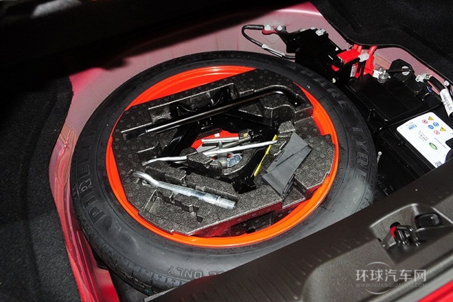 2015款 XF 3.0 SC R-Sport 奢華版