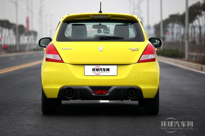 2014款 1.6L CVT兩驅(qū)豪華版