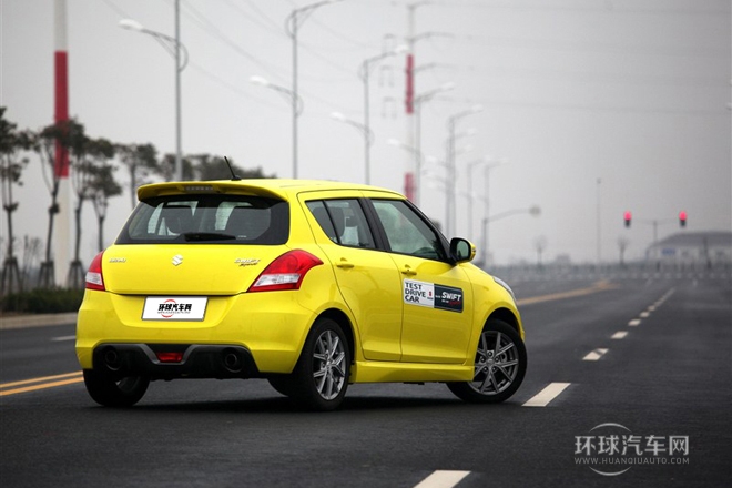 2014款 1.6L CVT兩驅豪華版