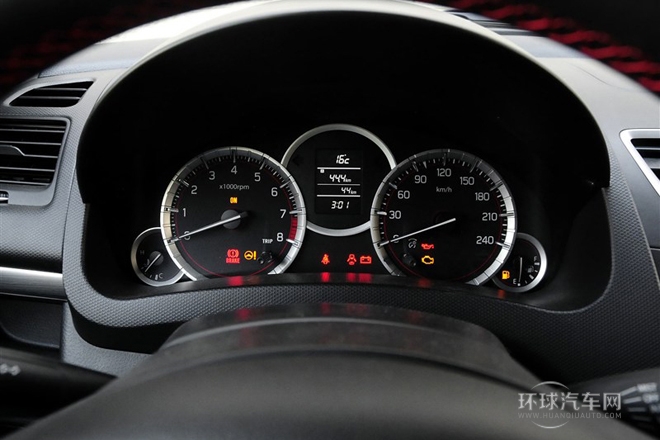 2014款 1.6L 手動兩驅豪華版