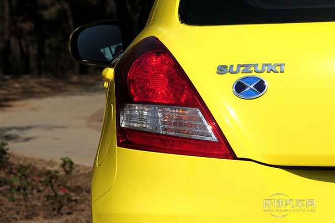 2014款 1.6L 手動兩驅豪華版