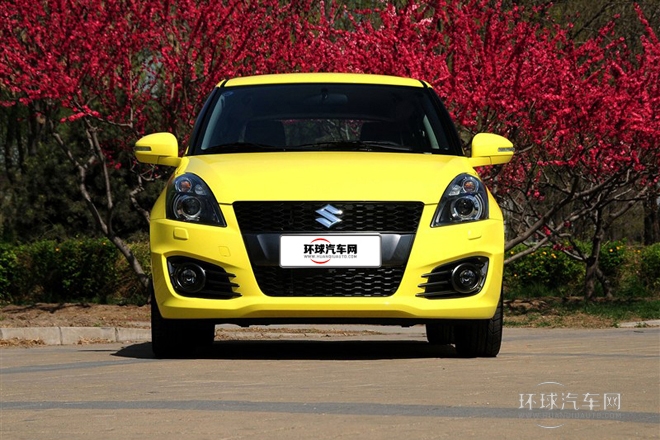 2014款 1.6L 手動(dòng)兩驅(qū)豪華版