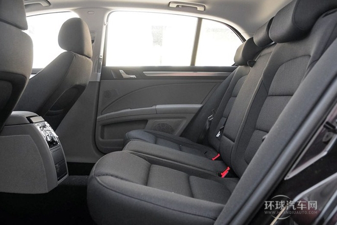 2013款 1.4TSI 手動紳仕版