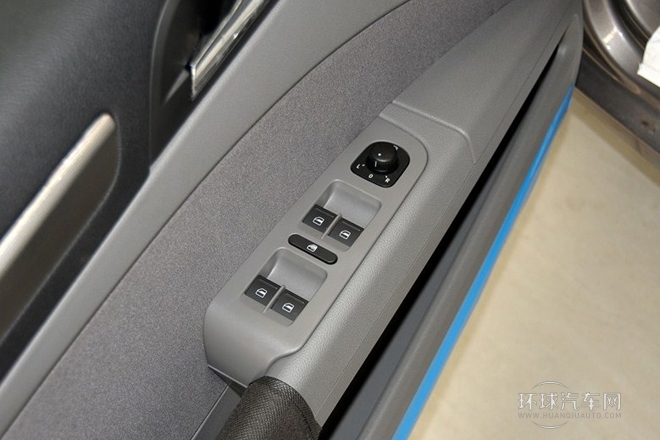 2013款 1.4TSI DSG紳仕版