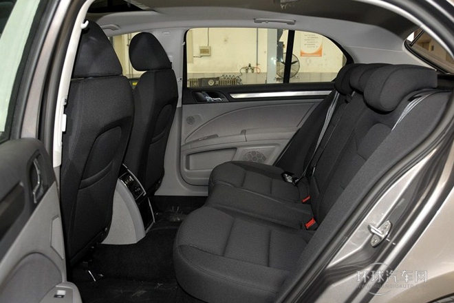 2013款 1.4TSI DSG紳仕版