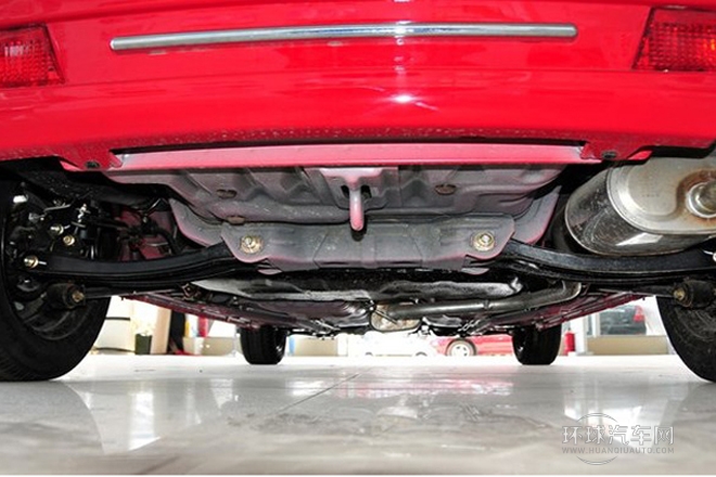 2012款 冠軍版 1.3L 手動(dòng)標(biāo)準(zhǔn)型