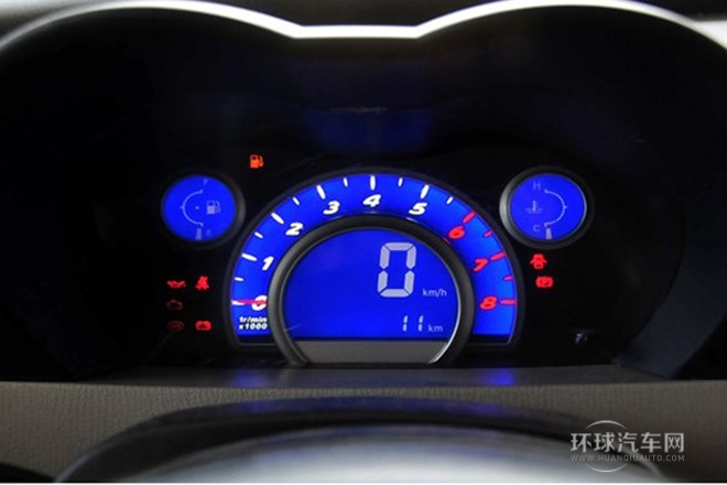 2012款 冠軍版 1.3L 手動標準型