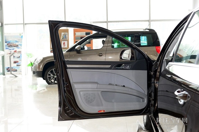 2013款 1.8TSI 手動名仕版