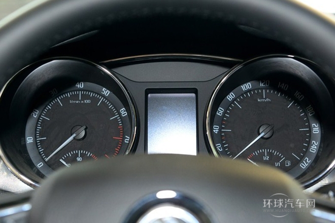 2013款 1.8TSI 手動(dòng)名仕版