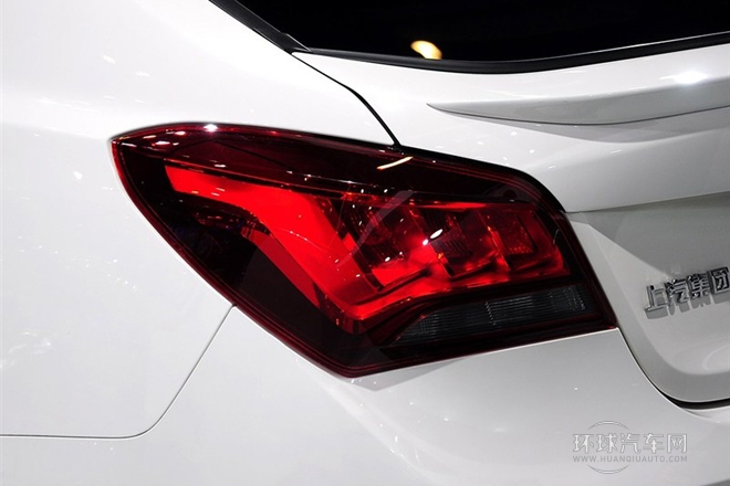 2015款 掀背 1.8T 90周年賽道冠軍版旗艦型