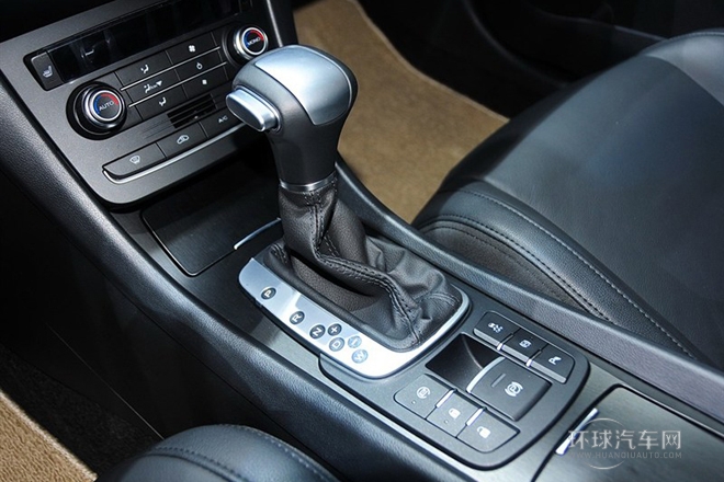 2015款 掀背 1.8T 90周年賽道冠軍版旗艦型