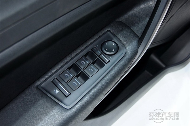 2015款 掀背 1.8T 90周年賽道冠軍版旗艦型