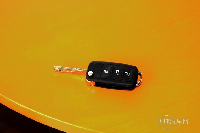 2013款 1.8TSI 自動名仕版