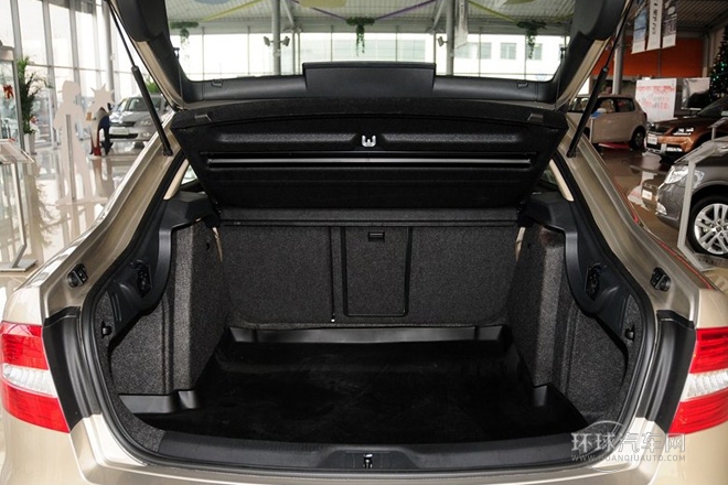 2013款 1.8TSI 自動名仕版