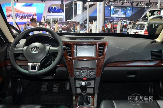 2014款 1.6L 手動(dòng)豪華版