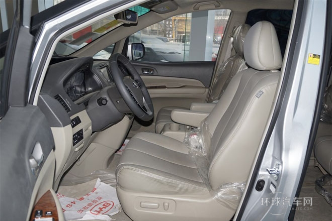 2013款 1.5L 自動尊貴型