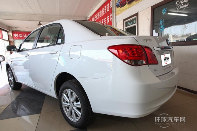 2012款 1.5L 手動舒適型