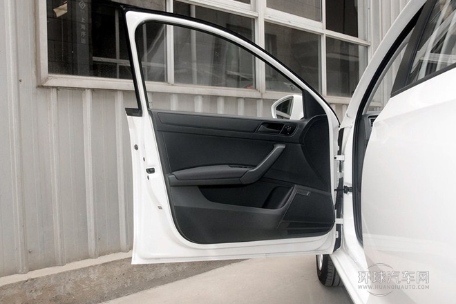 2014款 1.6L 手動樂享版