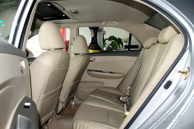 2012款 1.5L 手動(dòng)尊貴型