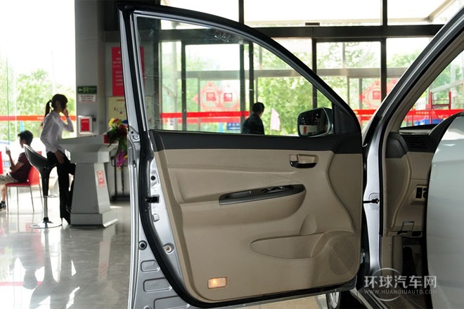 2012款 1.5L 手動(dòng)尊貴型