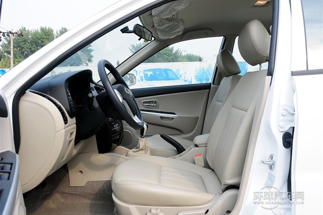 2014款 1.5L 手動旗艦版