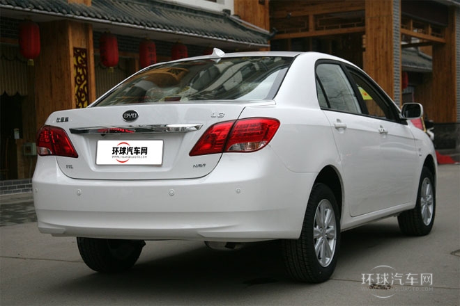 2012款 1.8L 自動尊貴型