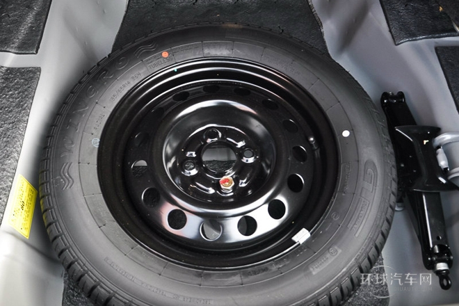 2014款 1.5L 手動(dòng)豪華版