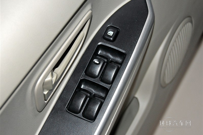 2014款 1.5L 手動親民版