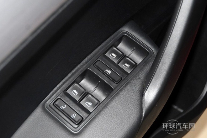 2014款 1.6L 自動致享版