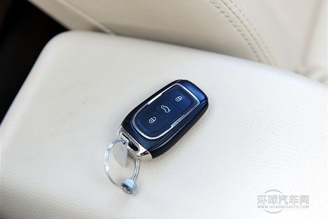 2012款 1.5L 手動旗艦型