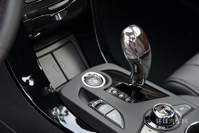 2014款 1.5T 酷黑騎士旗艦型