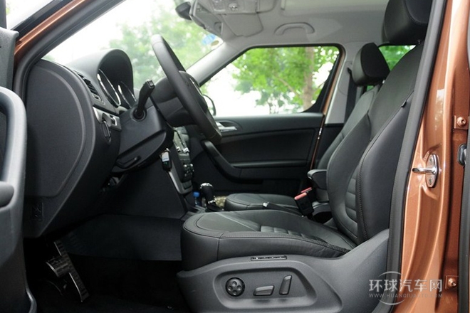 2013款 1.8T 尊貴版