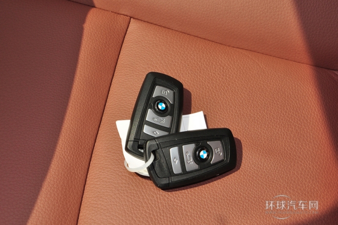 2014款 528Li xDrive風(fēng)尚設(shè)計套裝