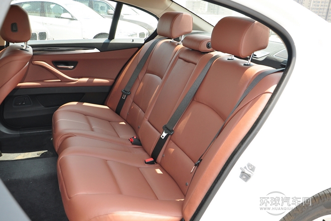 2014款 528Li xDrive風(fēng)尚設(shè)計(jì)套裝